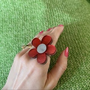 ✨SOLD✨ flower plastic ring